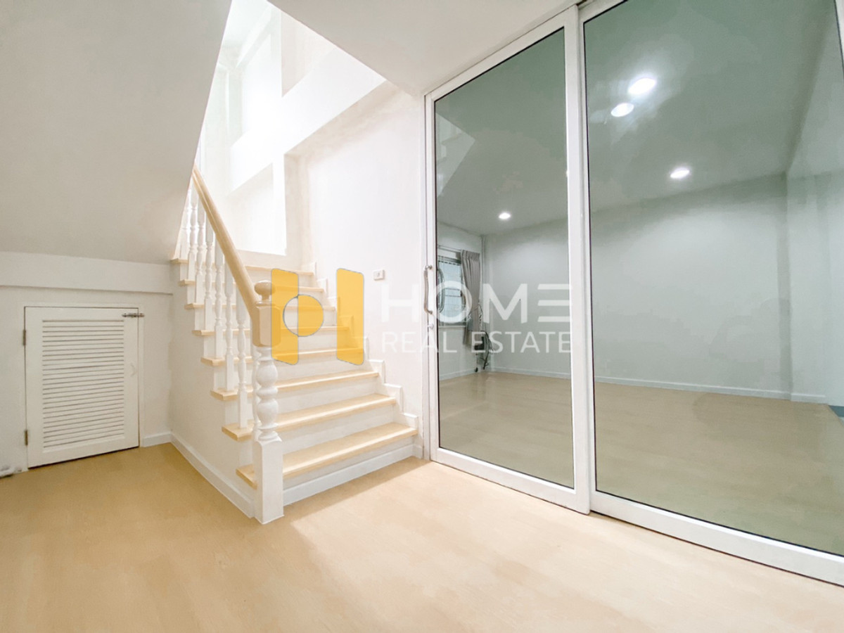 ขายทาวน์โฮมเลียบทางด่วนรามอินทรา : หมู่บ้าน 84 แมนชั่น / 4 ห้องนอน (ขาย), Moo Baan 84 Mansion / 4 Bedrooms (FOR SALE) FAHS040