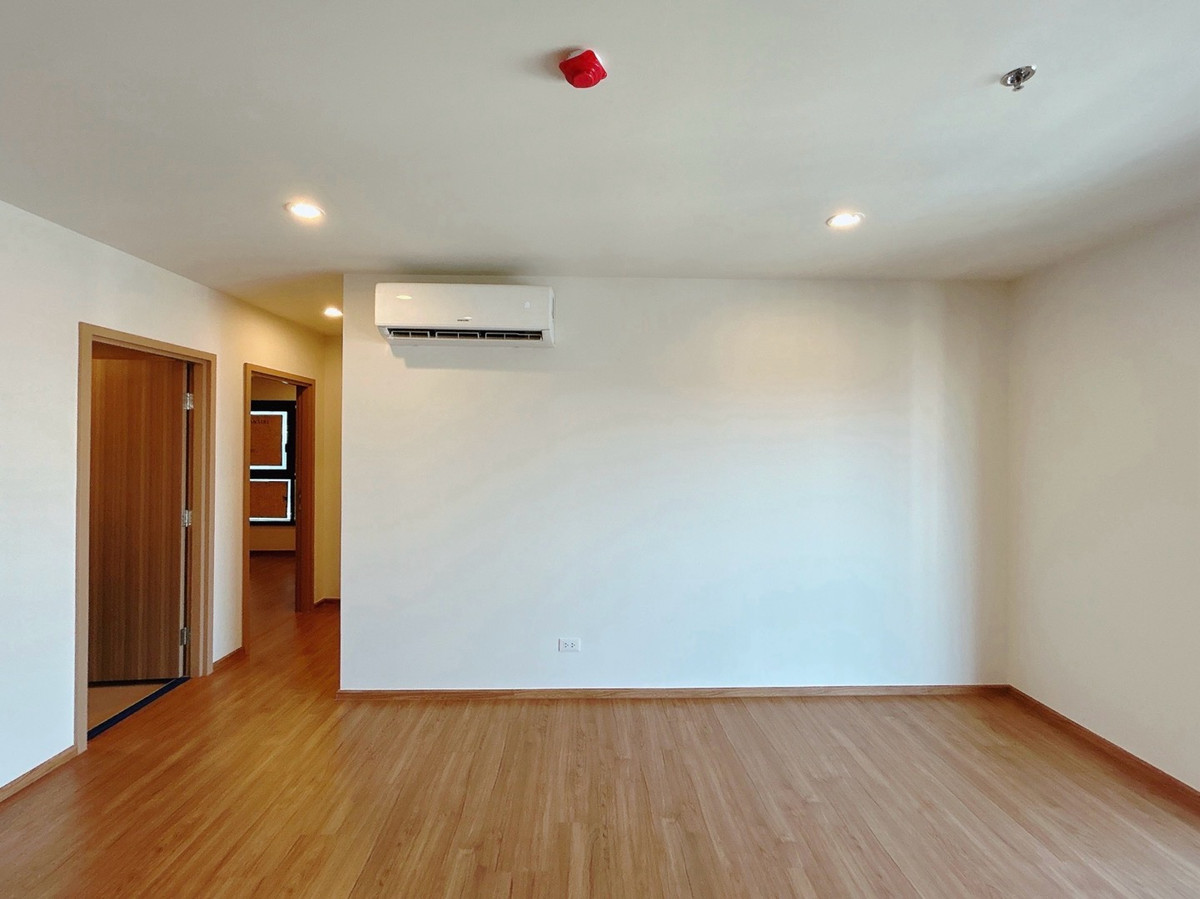 For SaleCondoLadprao, Central Ladprao : Last house‼️ The Line Vibe size 65.65 Sq.m 2 bed 2 bath only 7.79 MB contact 086-795-9997 Jimmy