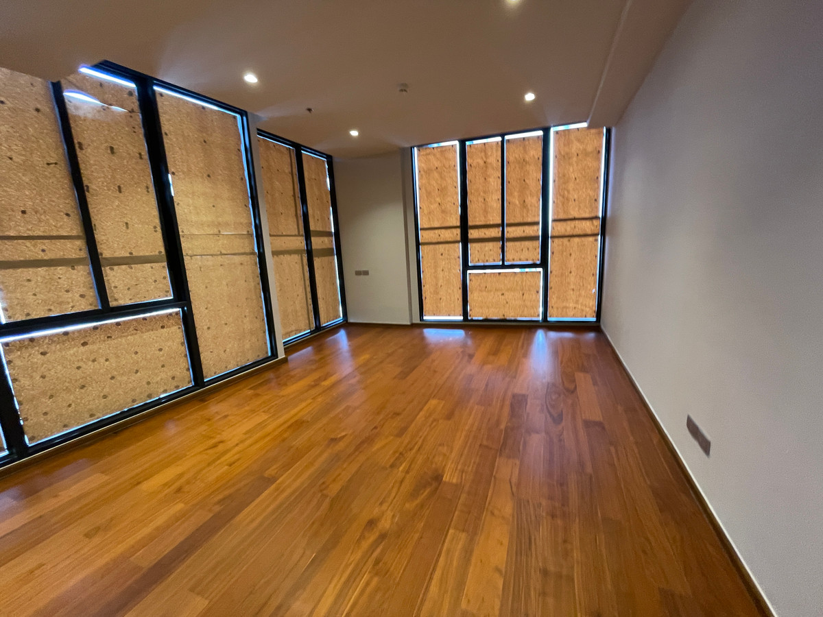 ขายคอนโดสาทร นราธิวาส : [ขาย] Rare Item! One Altitude เจริญกรุง คอนโด Ultra Luxury ความเป็นส่วนตัวสูงสุดเพียง 85 ยูนิต ใกล้ Shrewsbury International School เพียง 280 เมตร สัมผัสประสบการณ์การอยู่อาศัยที่เหนือระดับ บนทำเลศักยภาพ “เจริญกรุง-จันทน์“ ตอบโจทย์ครอบครัวยุคใหม่