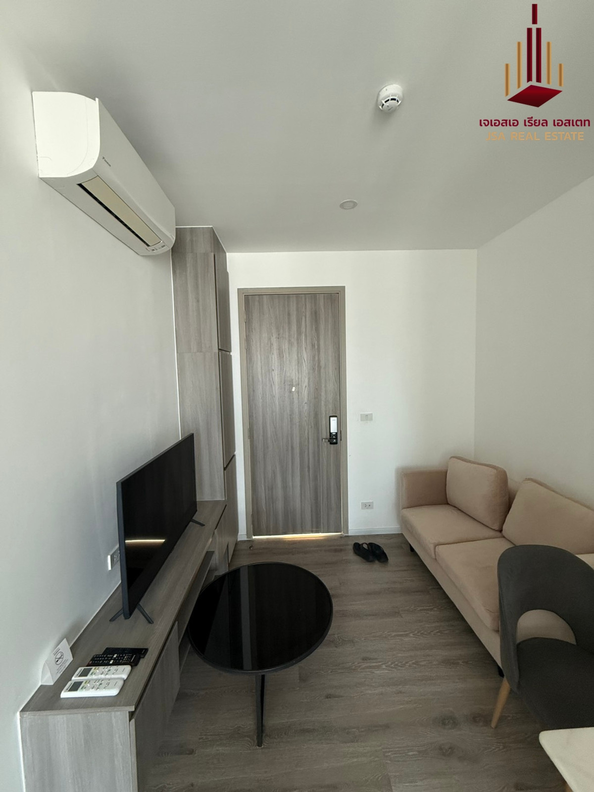 For RentCondoSamut Prakan,Samrong : ✨ For Rent: Knightsbridge Sukhumvit-Thepharak Condo ✨ 💰 Only 11,000 THB/month