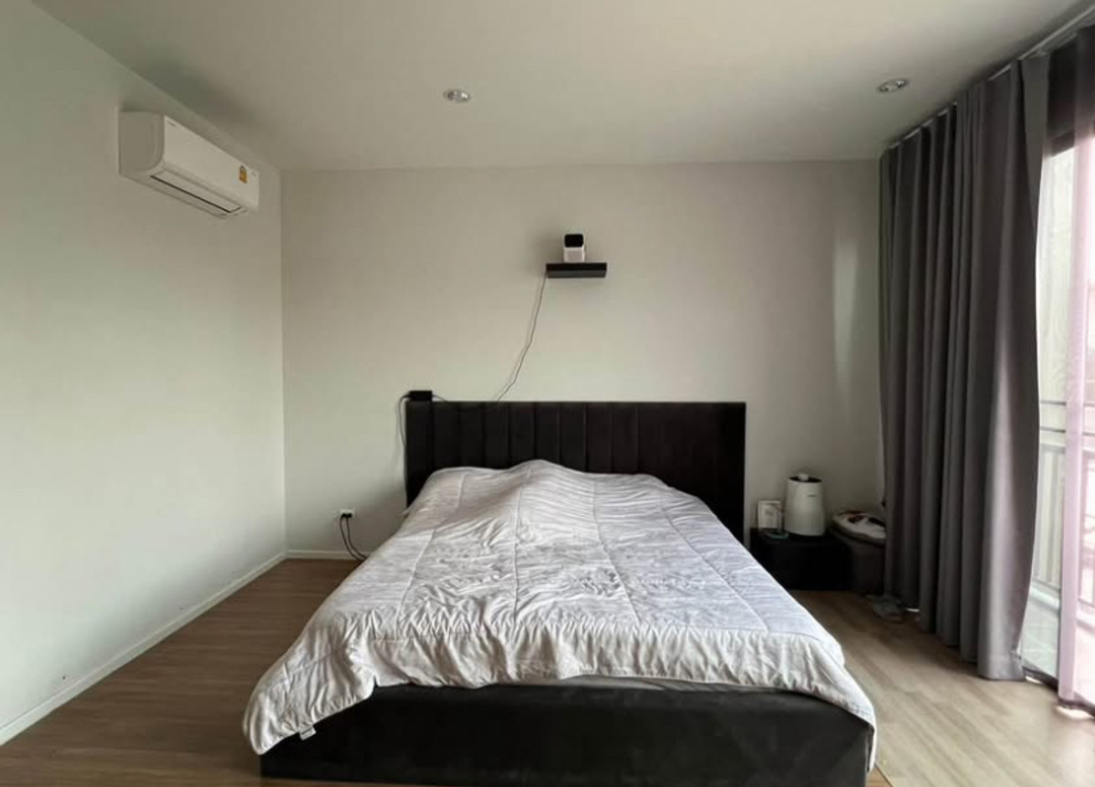 ทาวน์โฮมพระราม 5 ราชพฤกษ์ บางกรวย : ขาย / ให้เช่าทาวน์โฮมหรู บ้านกลางเมือง ราชพฤกษ์ ติดถนน ตรงข้าม Central Westville