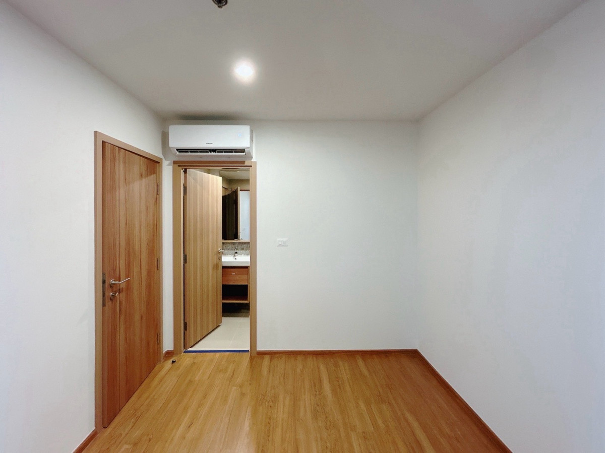 For SaleCondoLadprao, Central Ladprao : Last house‼️ The Line Vibe size 65.65 Sq.m 2 bed 2 bath only 7.79 MB contact 086-795-9997 Jimmy