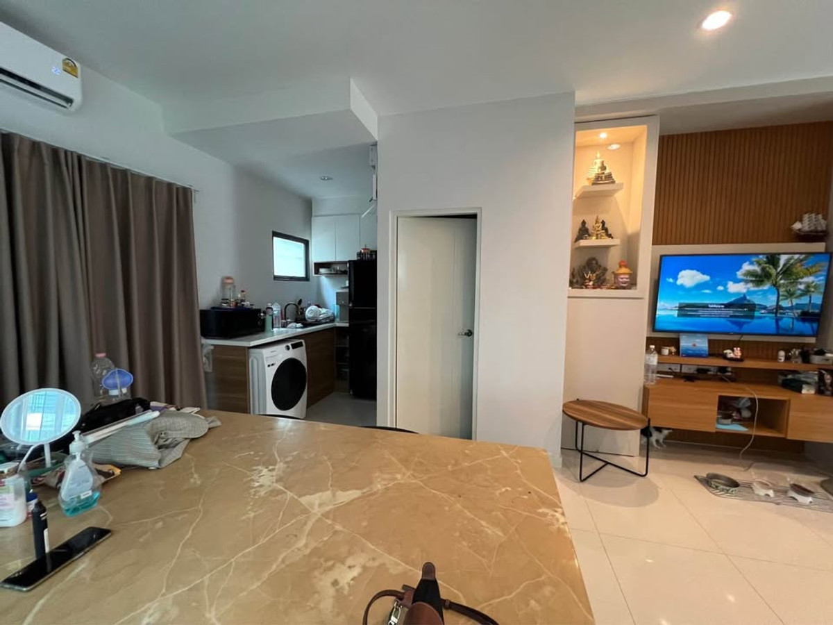 ให้เช่าทาวน์โฮมพระราม 5 ราชพฤกษ์ บางกรวย : ให้เช่า  บ้านกลางเมือง ราชพฤกษ์ ทาวน์โฮมหรู 3 ชั้น 3ห้องนอน 3ห้องน้ำ หลังใหญ่ที่สุดในโซน หลังมุม พร้อมเข้าอยู่