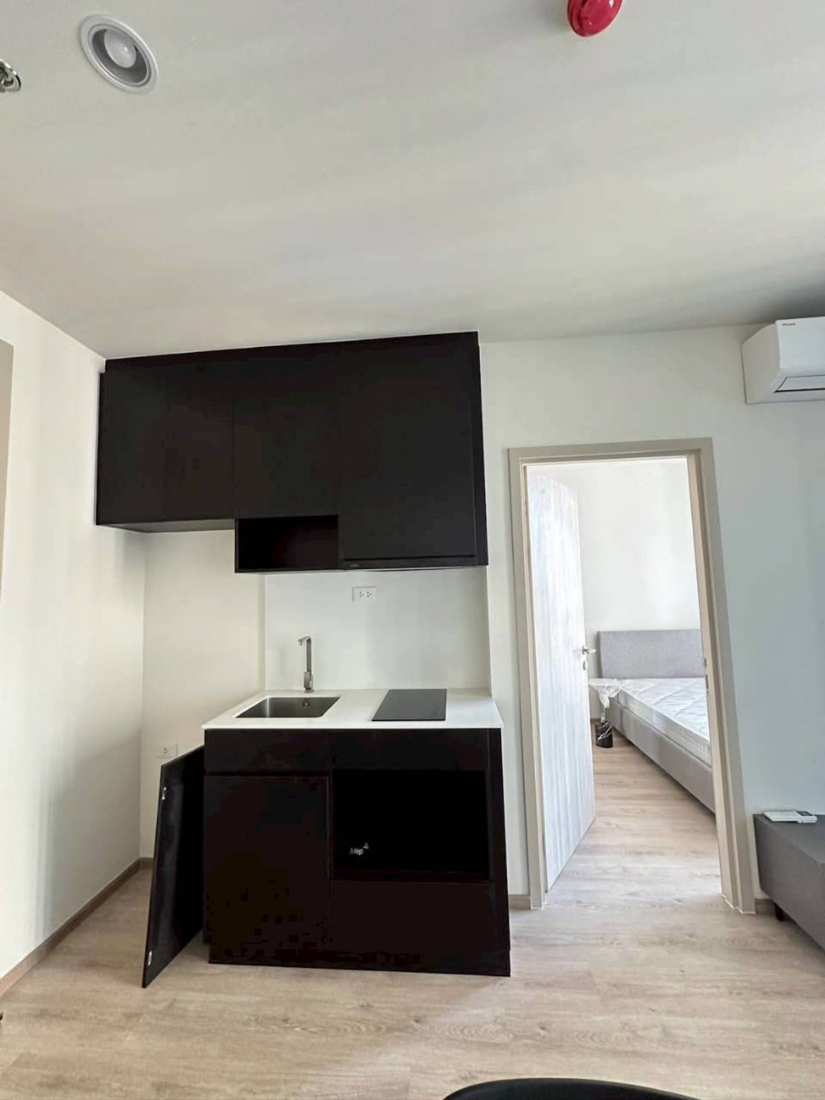 ให้เช่าคอนโดพระราม 9 เพชรบุรีตัดใหม่ RCA : ✅ NUER111 ✅ Line : @p2nproperty