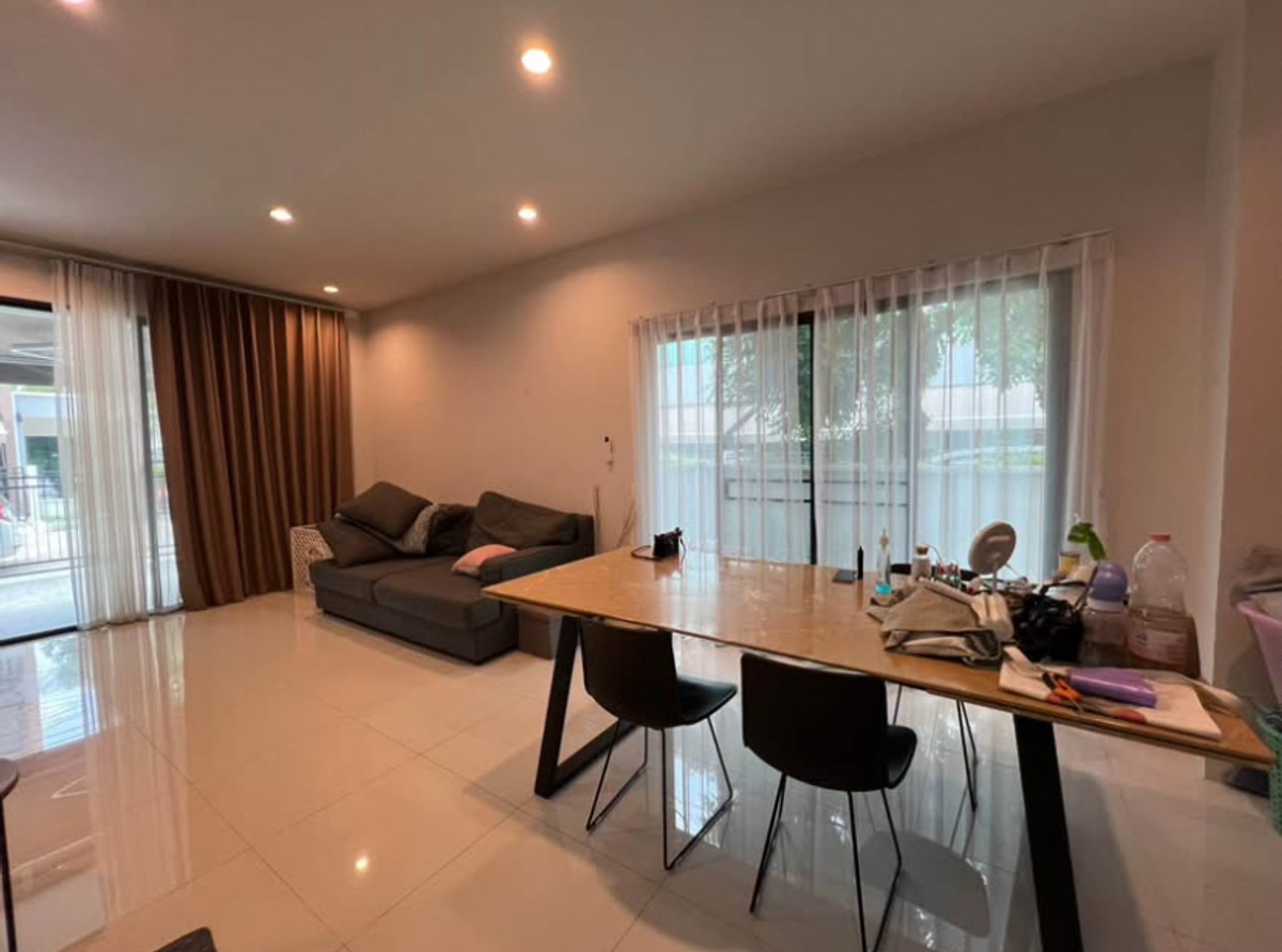 ทาวน์โฮมพระราม 5 ราชพฤกษ์ บางกรวย : ขาย / ให้เช่าทาวน์โฮมหรู บ้านกลางเมือง ราชพฤกษ์ ติดถนน ตรงข้าม Central Westville