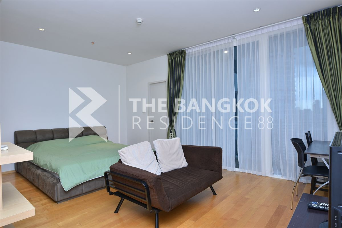 For RentCondoRatchathewi,Phayathai : 🔥🔥FOR RENT🔥🔥✨Villa Ratchathewi✨Studio room, width 40 sq m., only 20,000 BY KOY 0825536236