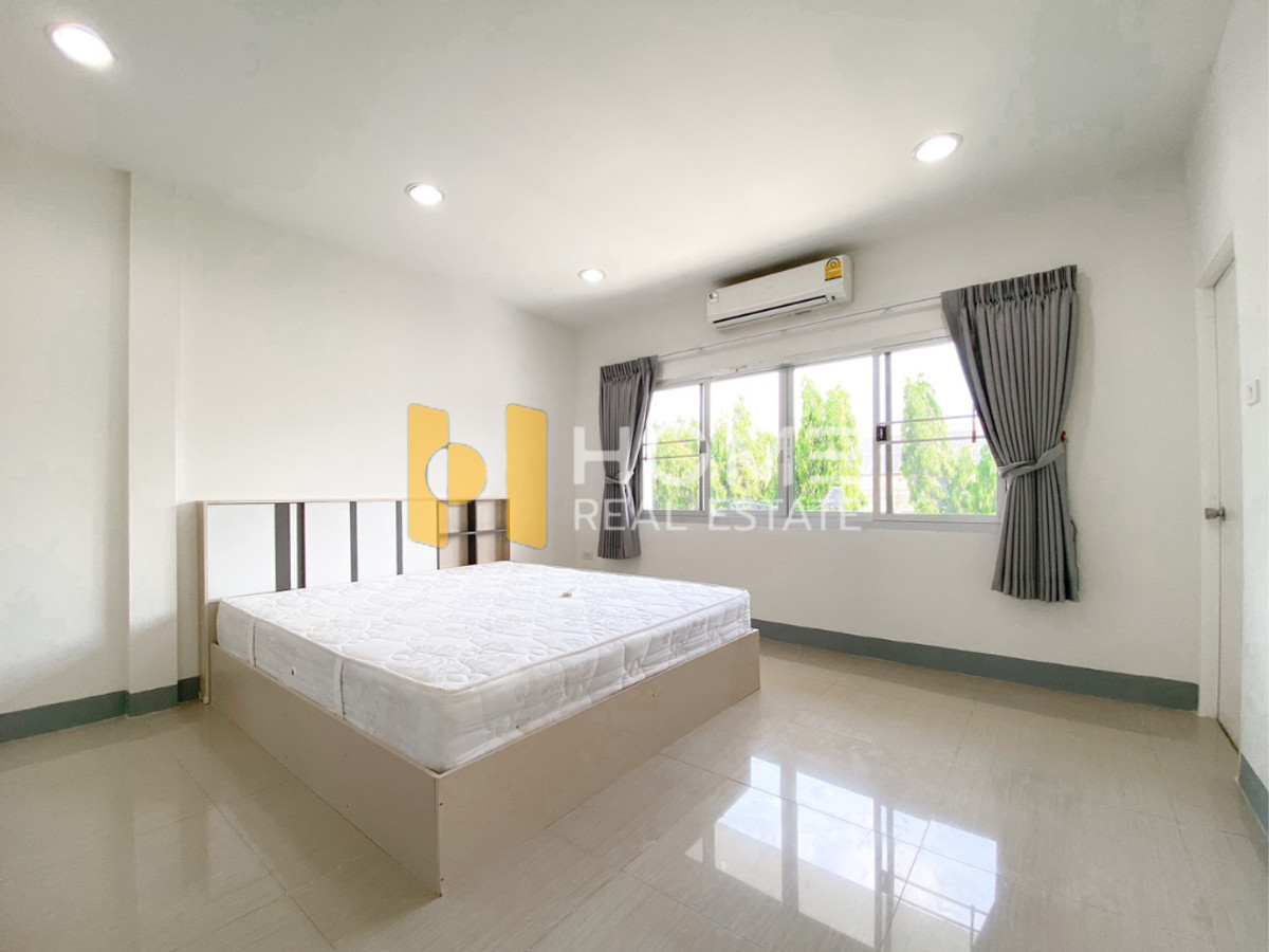 ขายทาวน์โฮมเลียบทางด่วนรามอินทรา : หมู่บ้าน 84 แมนชั่น / 4 ห้องนอน (ขาย), Moo Baan 84 Mansion / 4 Bedrooms (FOR SALE) FAHS040