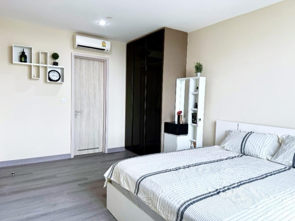 ให้เช่าคอนโดบางซื่อ วงศ์สว่าง เตาปูน : 📍โครงการ : 333 Riverside (333 ริเวอร์ไซด์)
🚝 ใกล้ : MRT สถานีบางโพ ประมาณ 400 เมตร
💵 ราคาเช่า : 25,000 บาท / เดือน