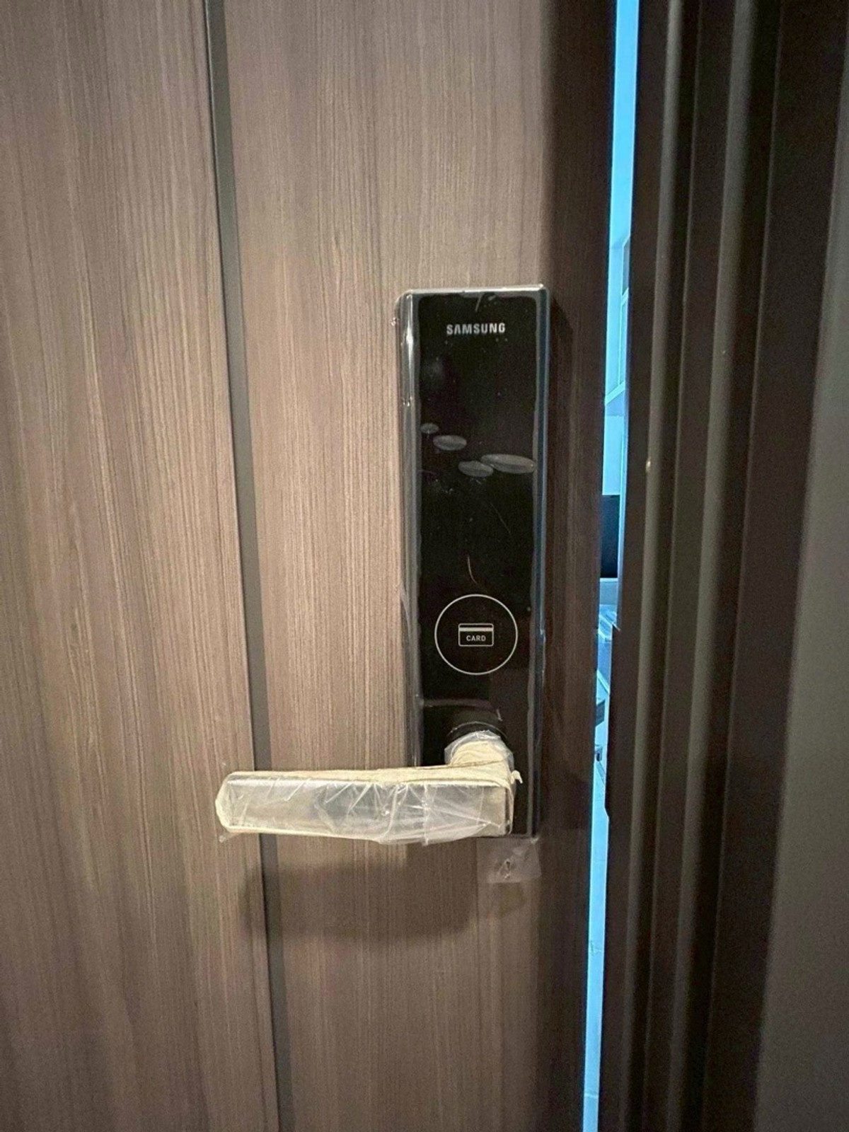 For RentCondoPinklao, Charansanitwong : 💙@condocurator 💙 For rent Supalai Park Yaek FaiChai, fully furnished. There is a washing machine [PM0673]