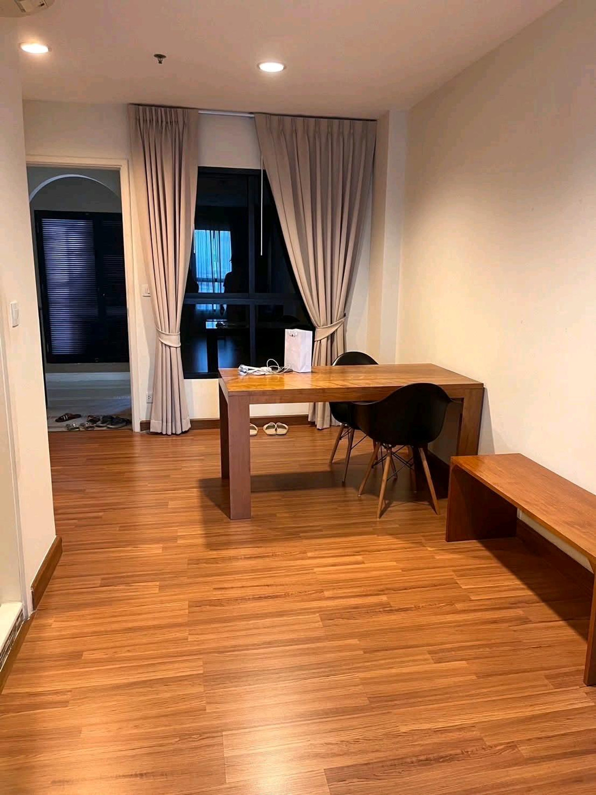 For RentCondoAri,Anusaowaree : 🚝 Near BTS Ari, convenient travel, very good location in the heart of the city.