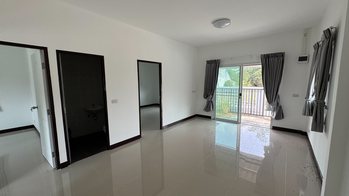HouseRayong : 🏡 One-story detached house next to a canal, friendly price, close to nature. Line @bzprOperty