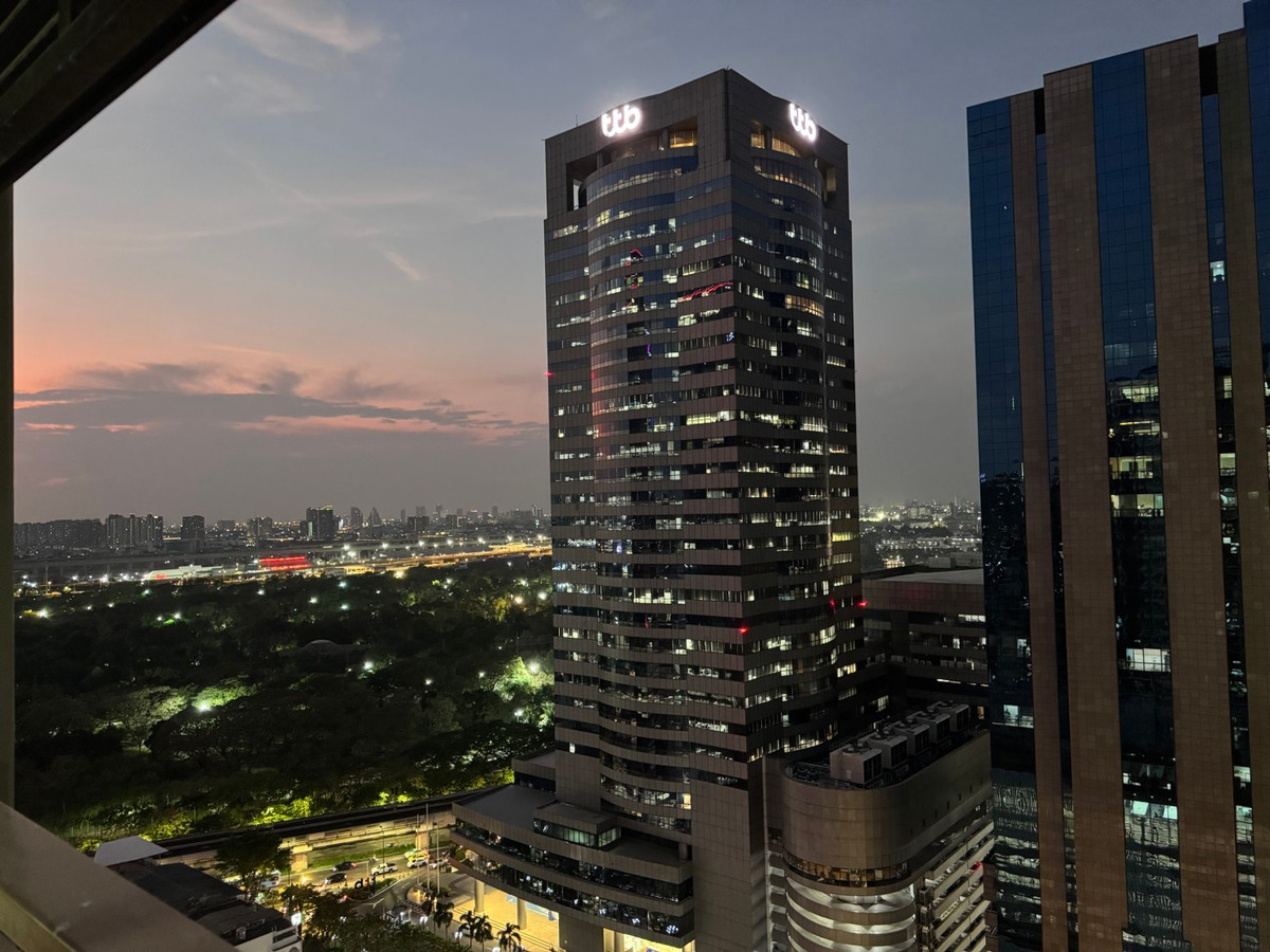 ให้เช่าคอนโดลาดพร้าว เซ็นทรัลลาดพร้าว : Sym Vibha Ladprao ว่างพร้อมให้เช่า 2 bedroom, Fully Furnished , ใกล้ bts,Mrt และตลาดและออฟฟิศมากมาย