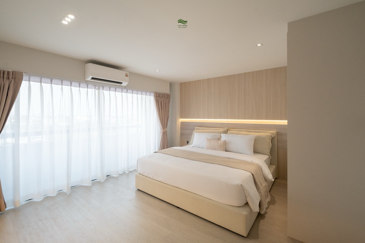 ขายคอนโดพัฒนาการ ศรีนครินทร์ : ห้องใหญ่ 87 ตรม วิวเมือง