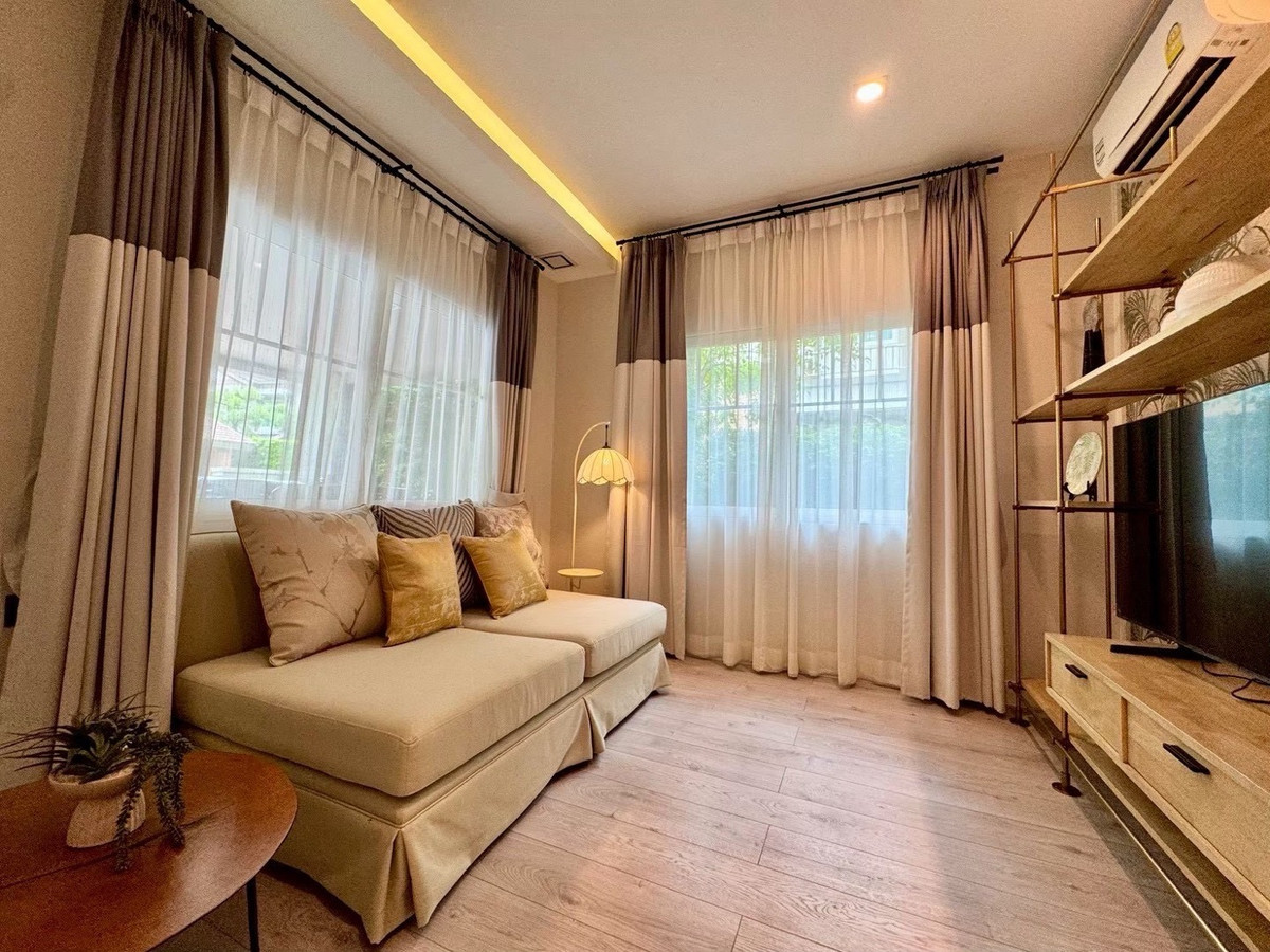 For RentHouseBangna, Bearing, Lasalle : For rent, detached house, Nantawan Bangna KM.7 For Rent Nantawan Bangna KM7