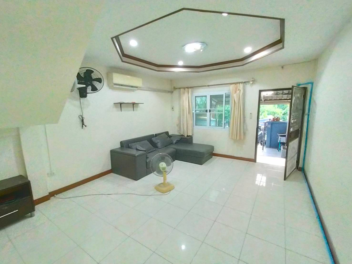 For RentTownhomeMin Buri, Romklao : ⚡ For rent, 3-story townhome, Soi Ramkhamhaeng 176, size 17 sq m. ⚡