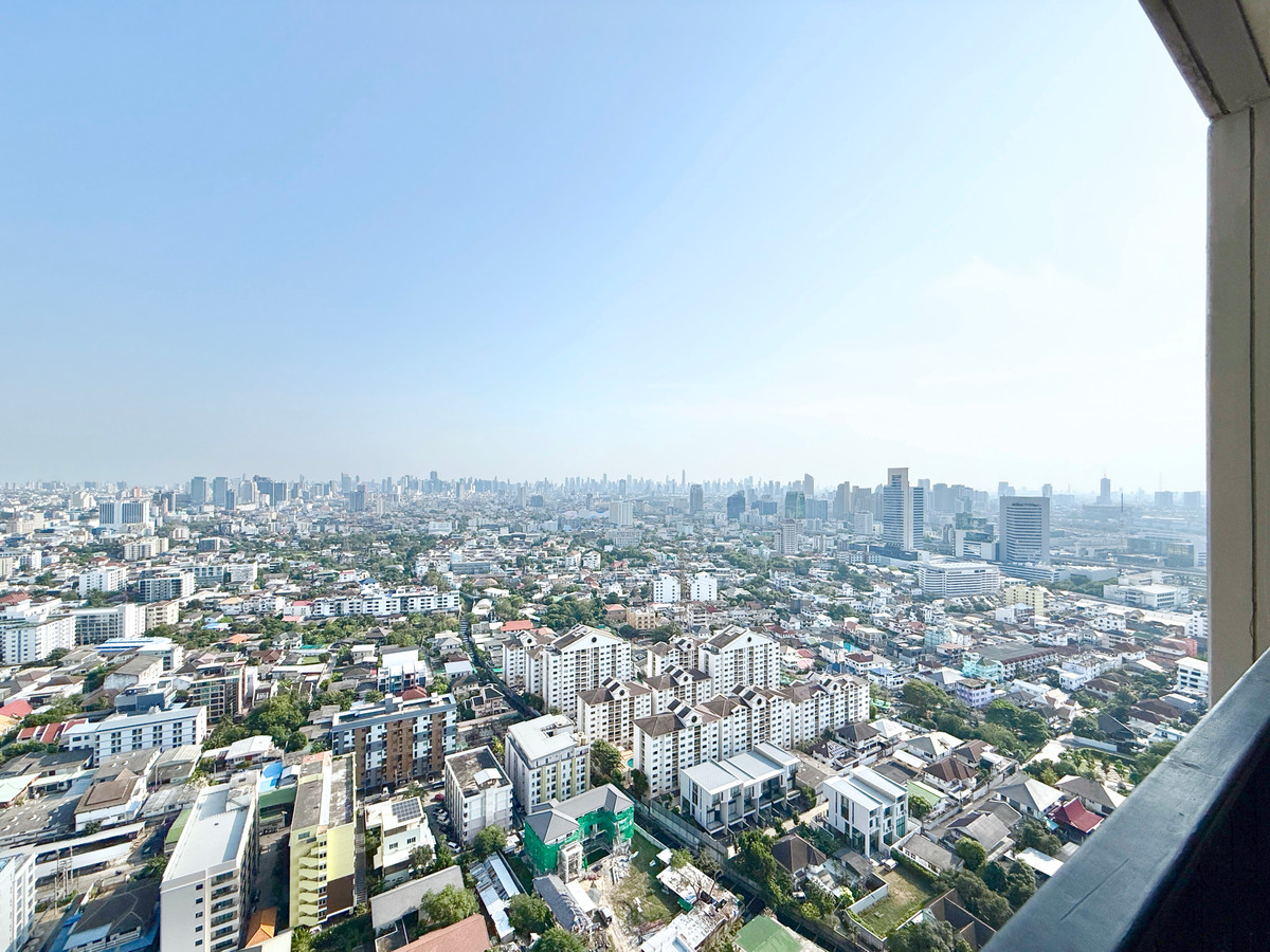 ขายคอนโดลาดพร้าว เซ็นทรัลลาดพร้าว : 🚀 The issara Ladprao - 35ตรม. สตูดิโอ ชั้นสูง วิวโล่ง 092-545-6151 (ทีม)