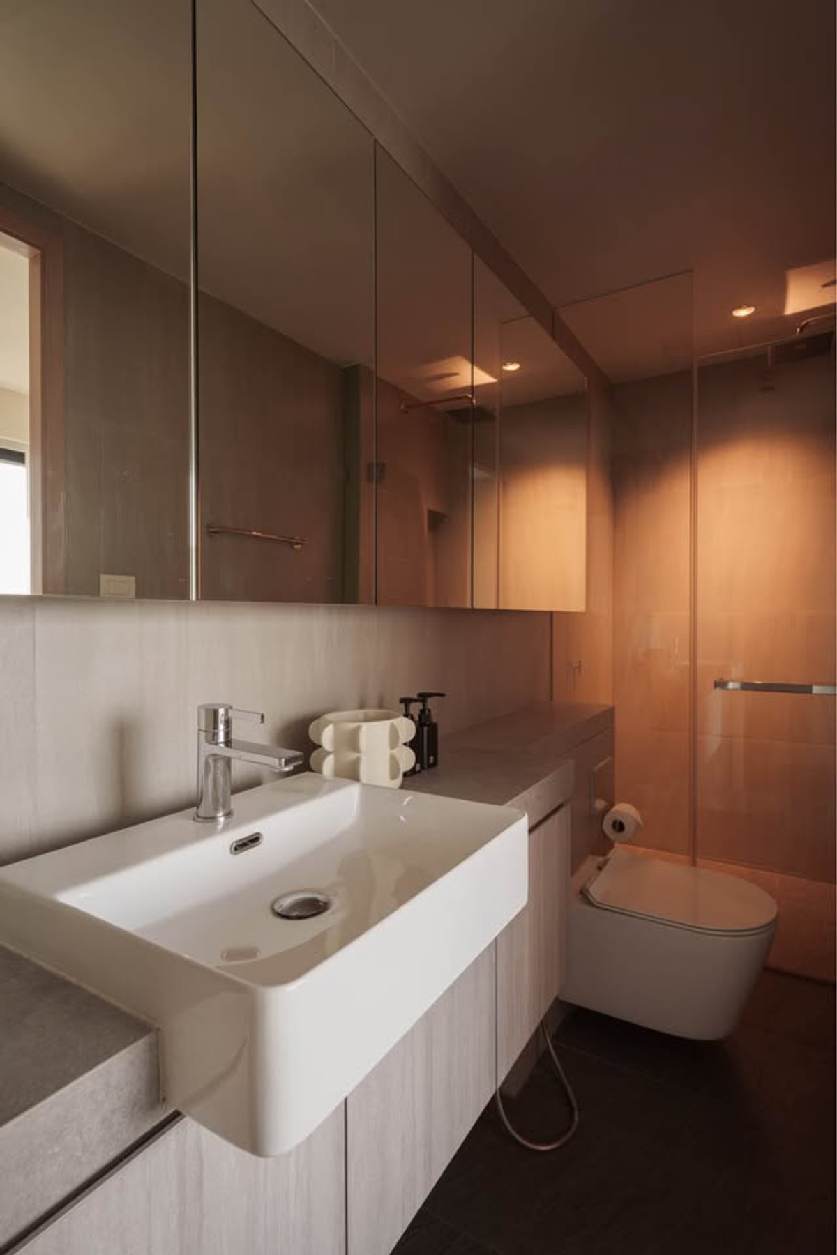 ให้เช่าคอนโดสีลม ศาลาแดง บางรัก : 🩷🎀 The Lofts Silom 🎀🩷 2 Beds 2 Baths, Rental 140,000  Baht