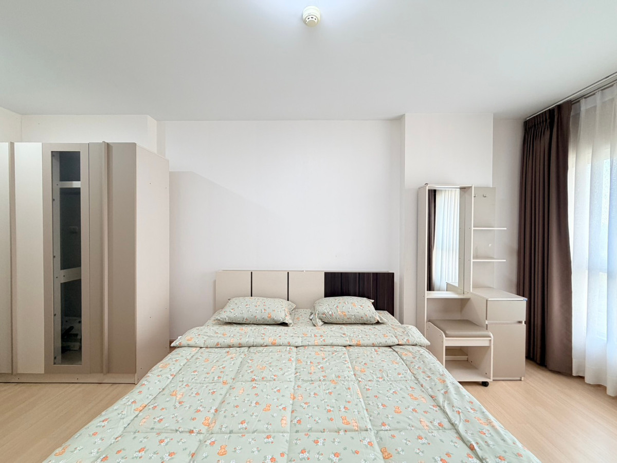 For RentCondoRama9, Petchburi, RCA : Condo for rent near MRT Rama 9 : Supalai Veranda Rama 9 : 1 bedroom | Size 41.5 sq m. | Near KPN Towe only 400 meters.