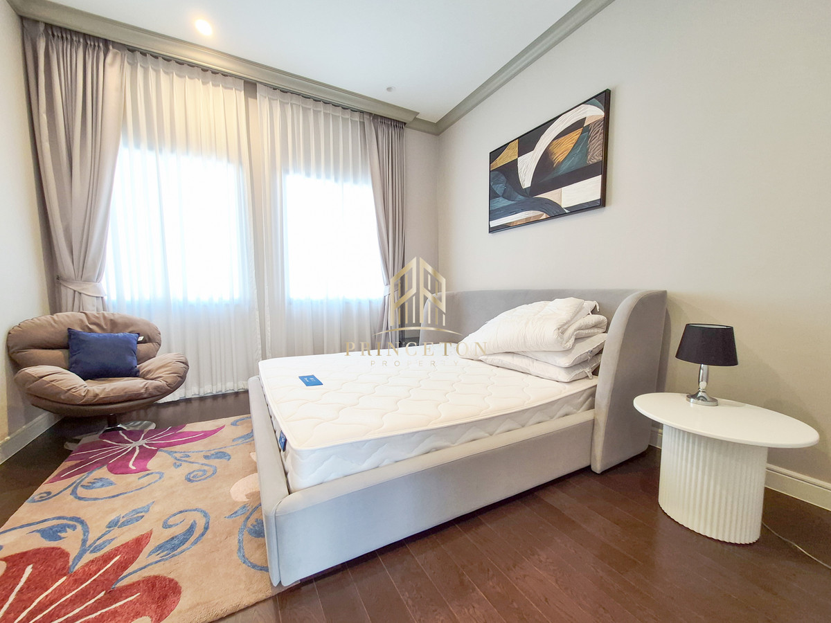 บ้านพัฒนาการ ศรีนครินทร์ : บ้านหรูสไตล์คฤหาสน์ นาราสิริ กรุงเทพกรีฑา 📞 092-4252445 Narasiri Krungthep Kreetha