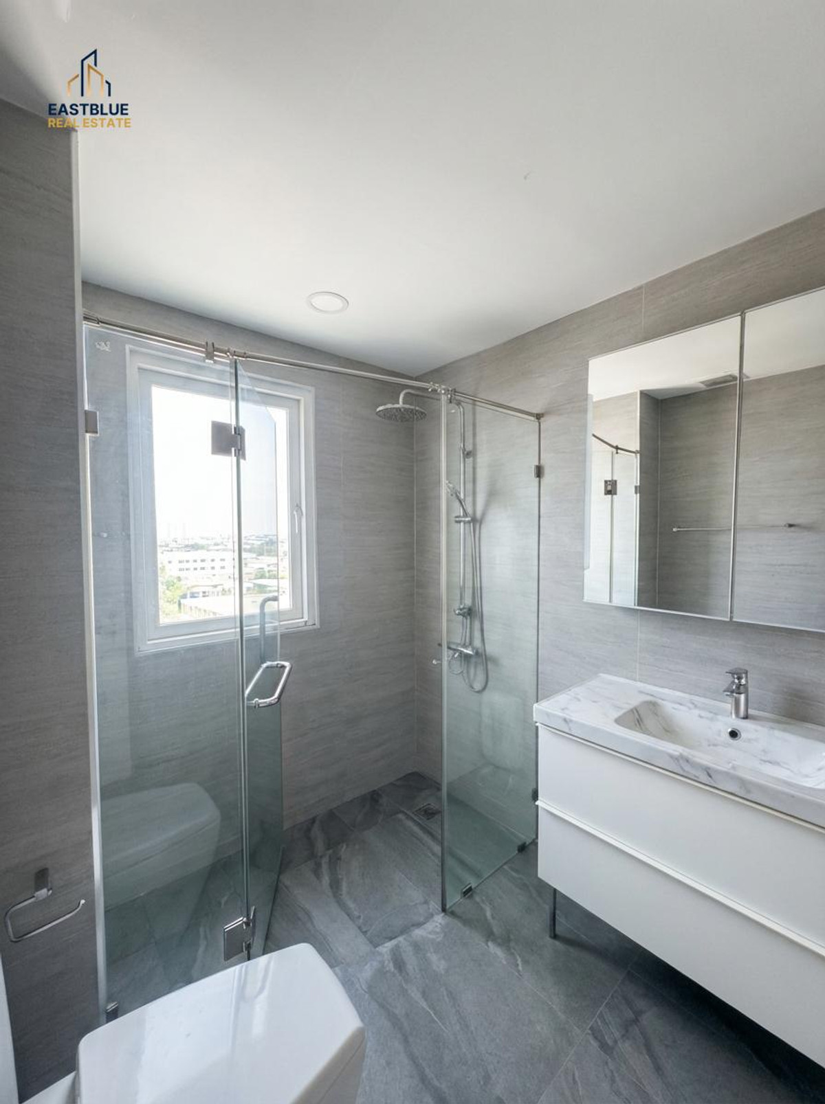 ขายคอนโดสาทร นราธิวาส : Baan Siri Sathorn Suanplu / ห้องกว้าง ทิศเหนือ โปร่งโล่งลมเย็นสบาย ราคาดีที่สุดในตลาด / 2 ห้องนอน 107 ตร.ม. โทร 0937890899