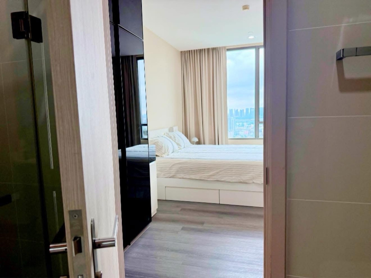 ให้เช่าคอนโดบางซื่อ วงศ์สว่าง เตาปูน : 📍โครงการ : 333 Riverside (333 ริเวอร์ไซด์)
🚝 ใกล้ : MRT สถานีบางโพ ประมาณ 400 เมตร
💵 ราคาเช่า : 25,000 บาท / เดือน