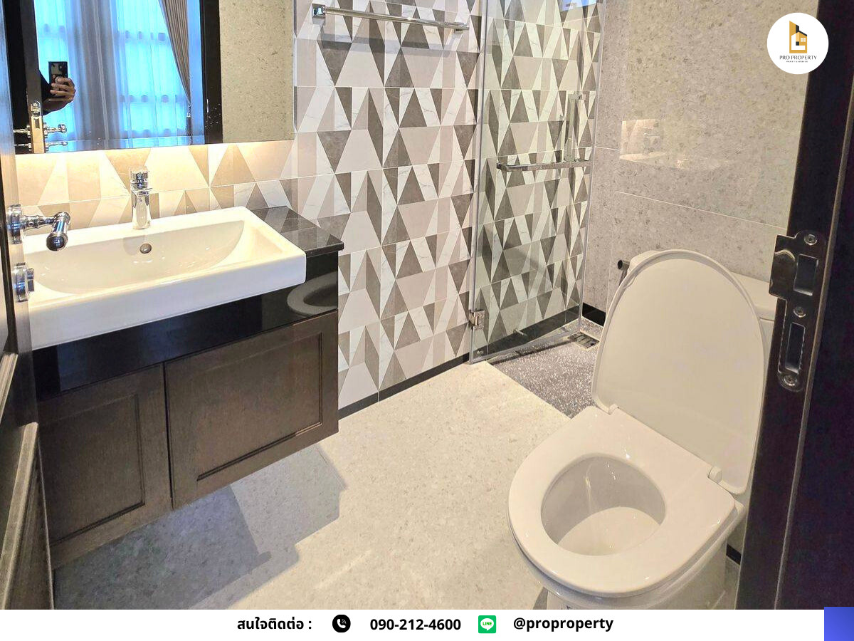 บ้านลาดกระบัง สุวรรณภูมิ : คฤหาสน์หรู 