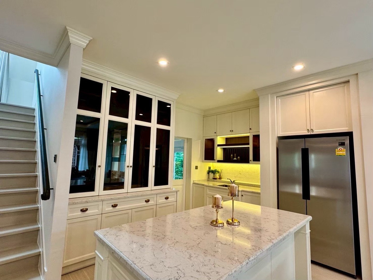 For RentHouseBangna, Bearing, Lasalle : For rent, detached house, Nantawan Bangna KM.7 For Rent Nantawan Bangna KM7