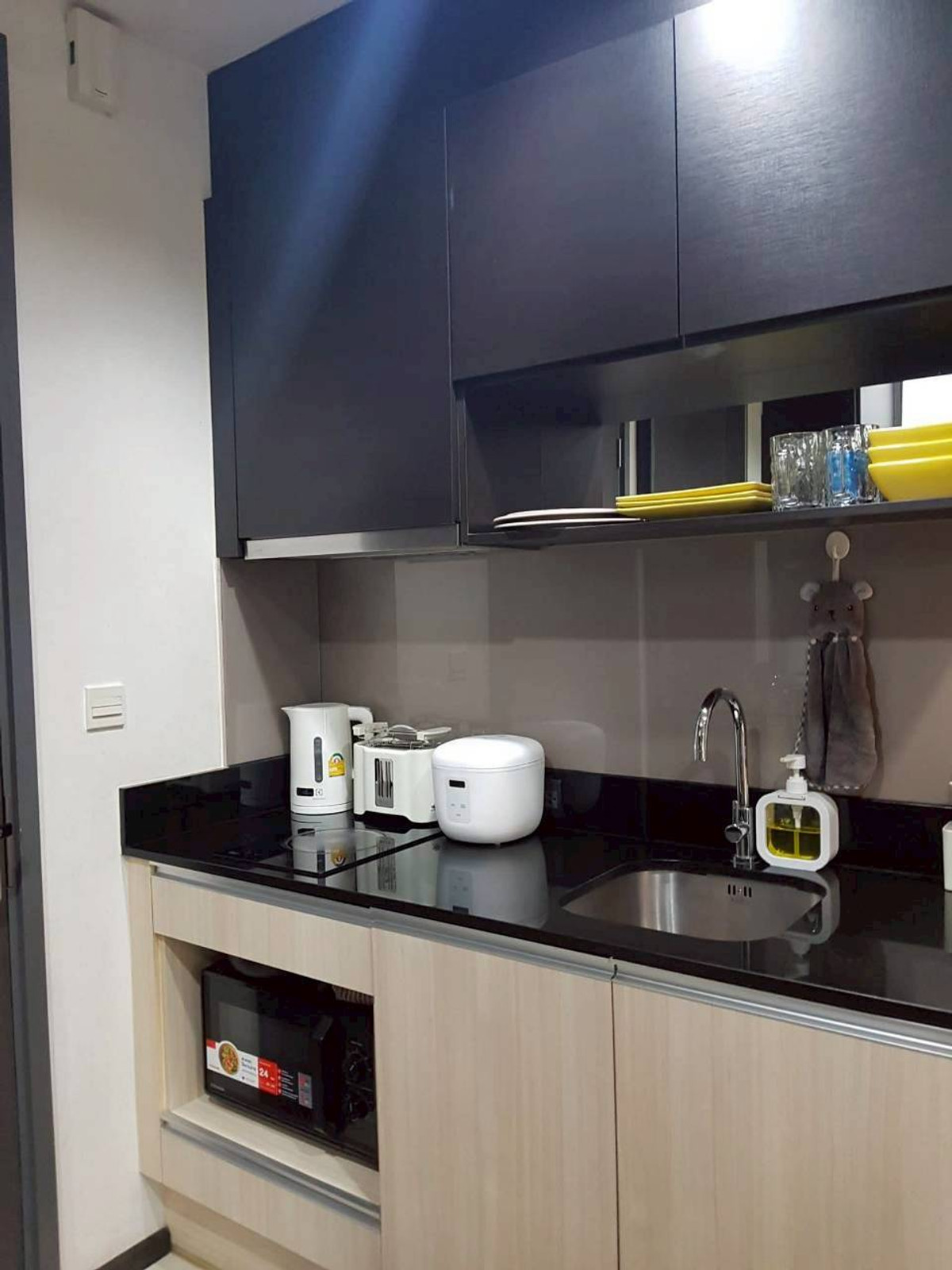 ให้เช่าคอนโดสุขุมวิท อโศก ทองหล่อ : ✅ EDSK123 ✅ Line : @p2nproperty