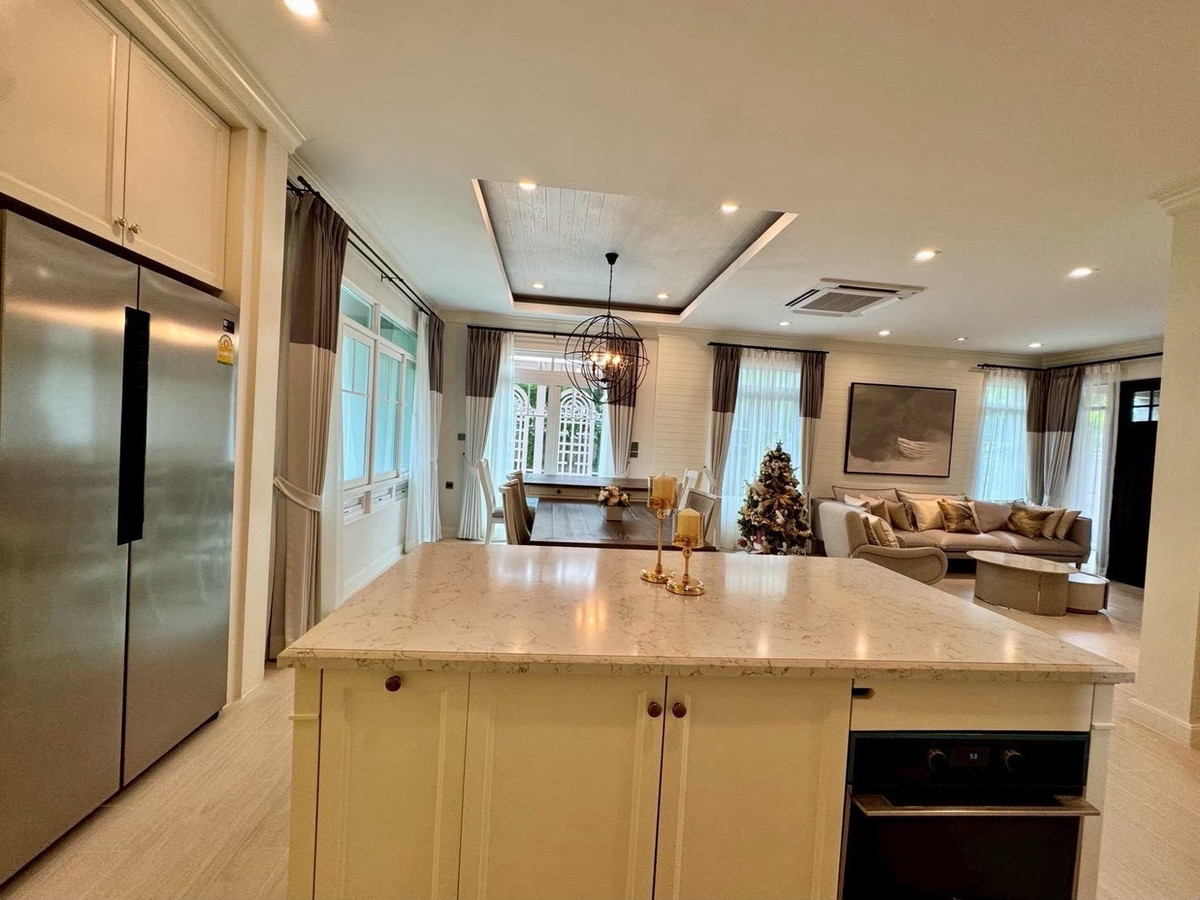 For RentHouseBangna, Bearing, Lasalle : For rent, detached house, Nantawan Bangna KM.7 For Rent Nantawan Bangna KM7