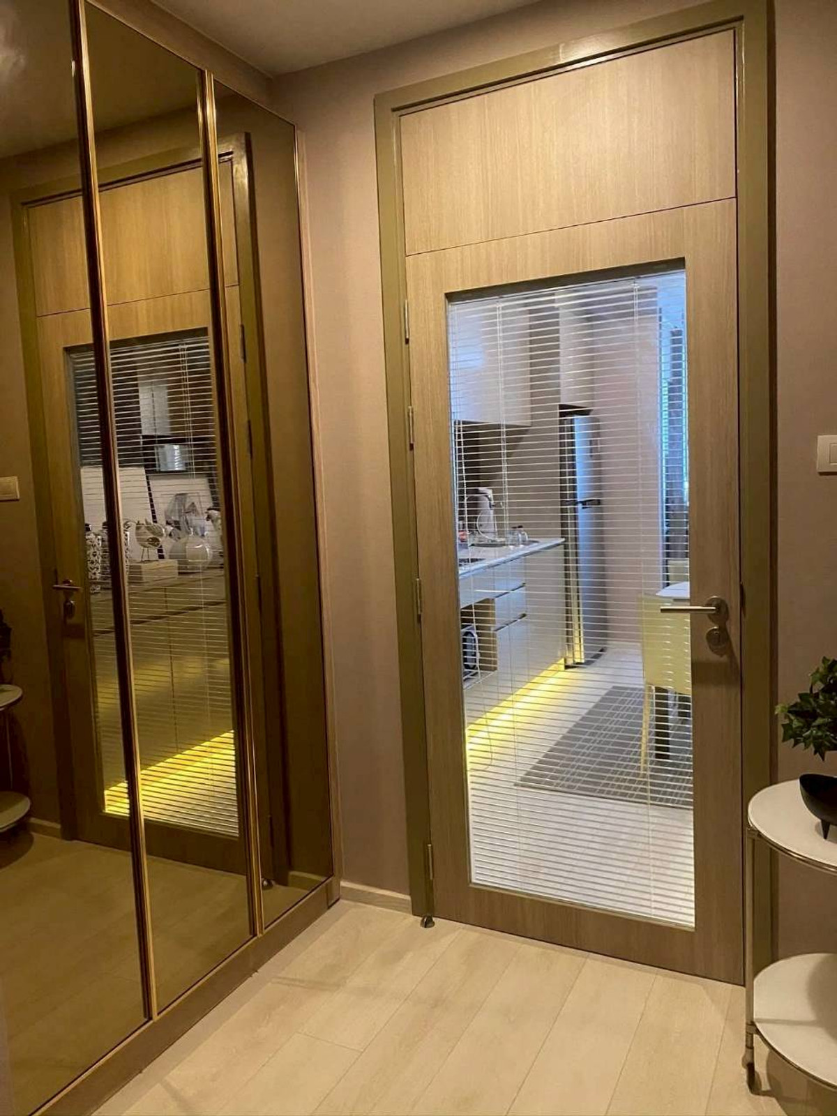 ให้เช่าคอนโดวิทยุ ชิดลม หลังสวน : ✅ NBP153 ✅ Line : @p2nproperty