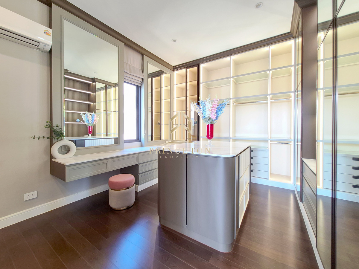 บ้านพัฒนาการ ศรีนครินทร์ : บ้านหรูสไตล์คฤหาสน์ นาราสิริ กรุงเทพกรีฑา 📞 092-4252445 Narasiri Krungthep Kreetha