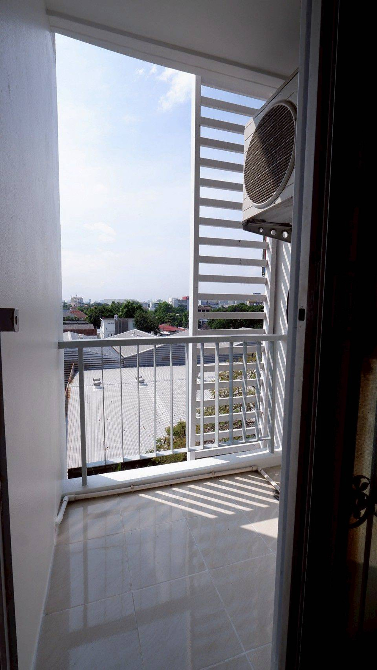 ขายคอนโดวิภาวดี ดอนเมือง หลักสี่ : ‼️เด็น วิภาวดี คอนโดมิเนียม 🚝ใกล้รถไฟฟ้าสายสีแดงและสีชมพูสถานีหลักสี่ 1 km