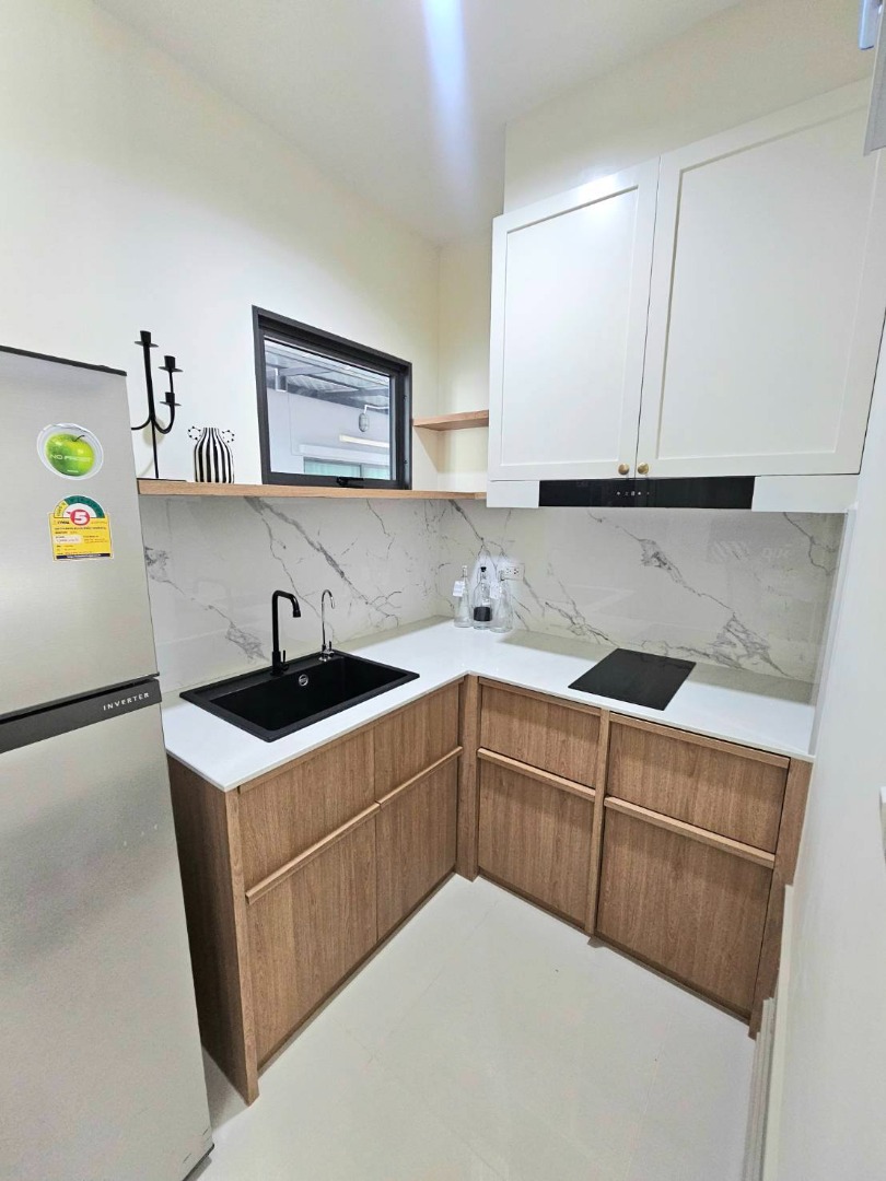 For RentHousePattanakan, Srinakarin : 🔥Urgent for rent🔥Baan Klang Muang Rama 9 - Krungthep Kreetha, beautifully decorated, fully furnished, ready to move in, near the main road, convenient travel.