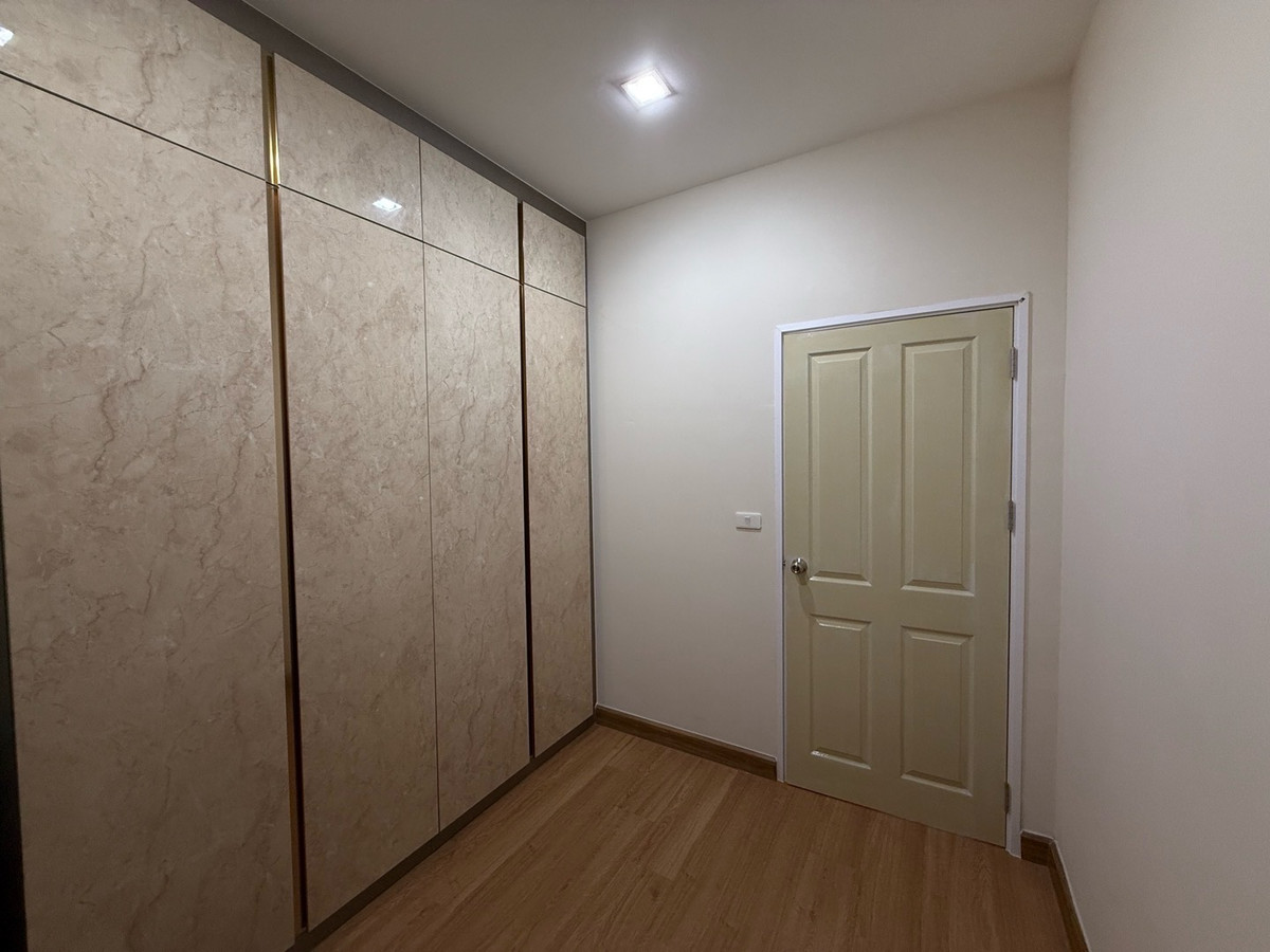 For RentTownhomeThaphra, Talat Phlu, Wutthakat : 🏡✨ House for Rent at Golden Town Sathorn–Kalapaphruek | Great Location & Peaceful Living ✨🏡