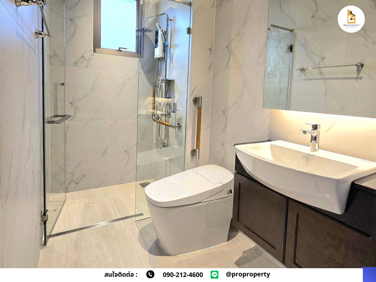 บ้านลาดกระบัง สุวรรณภูมิ : คฤหาสน์หรู 