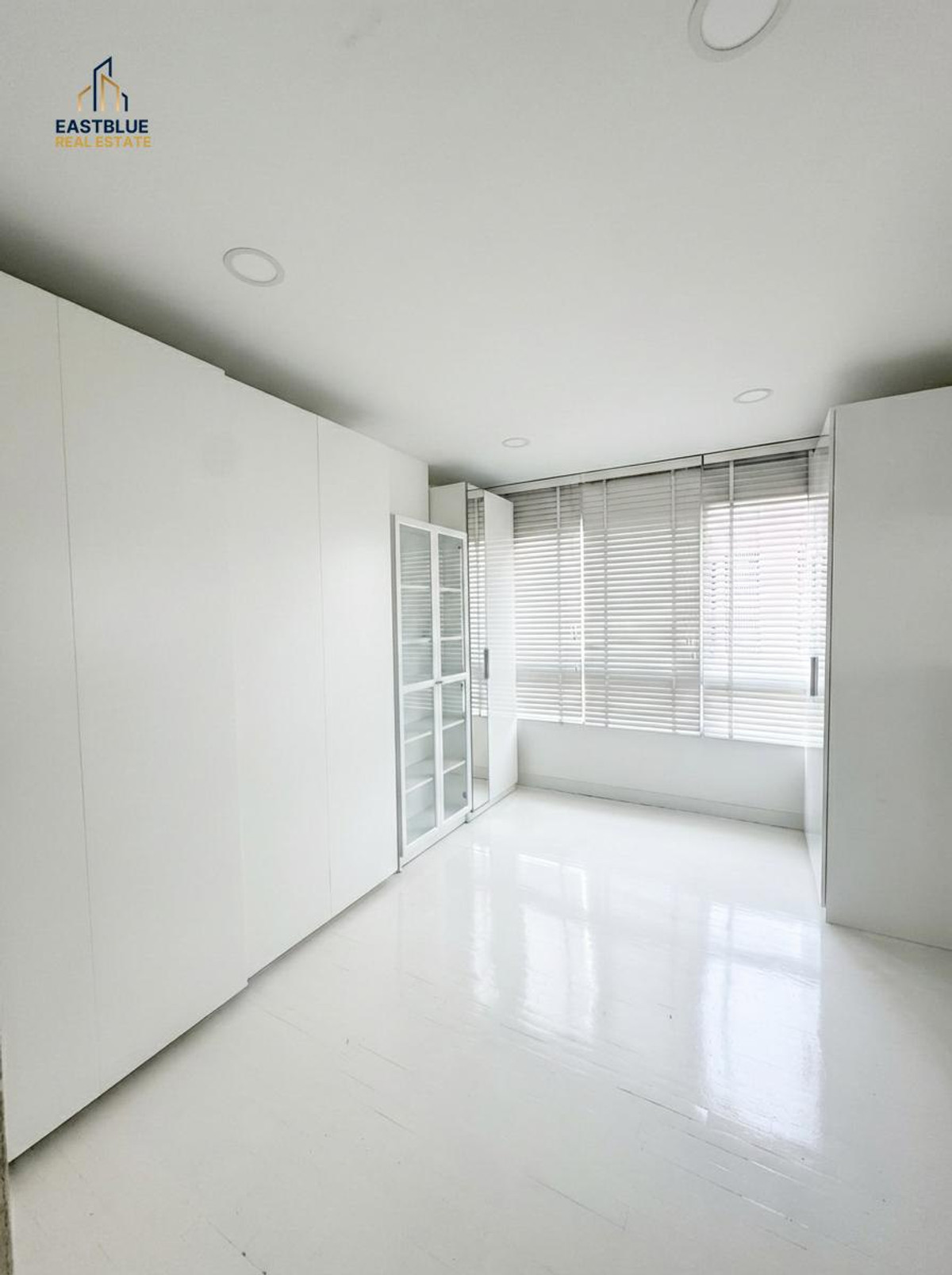 ขายคอนโดสาทร นราธิวาส : Baan Siri Sathorn Suanplu / ห้องกว้าง ทิศเหนือ โปร่งโล่งลมเย็นสบาย ราคาดีที่สุดในตลาด / 2 ห้องนอน 107 ตร.ม. โทร 0937890899