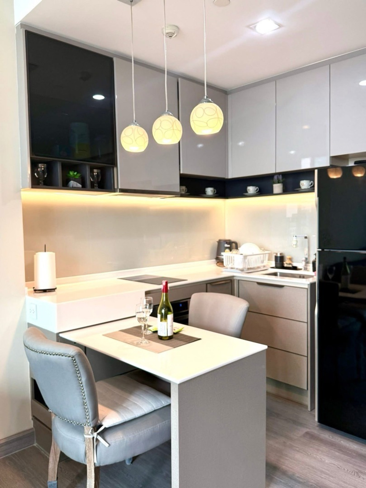 ให้เช่าคอนโดบางซื่อ วงศ์สว่าง เตาปูน : 📍โครงการ : 333 Riverside (333 ริเวอร์ไซด์)
🚝 ใกล้ : MRT สถานีบางโพ ประมาณ 400 เมตร
💵 ราคาเช่า : 25,000 บาท / เดือน