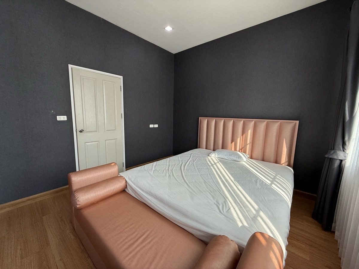 For RentTownhomeThaphra, Talat Phlu, Wutthakat : 🏡✨ House for Rent at Golden Town Sathorn–Kalapaphruek | Great Location & Peaceful Living ✨🏡