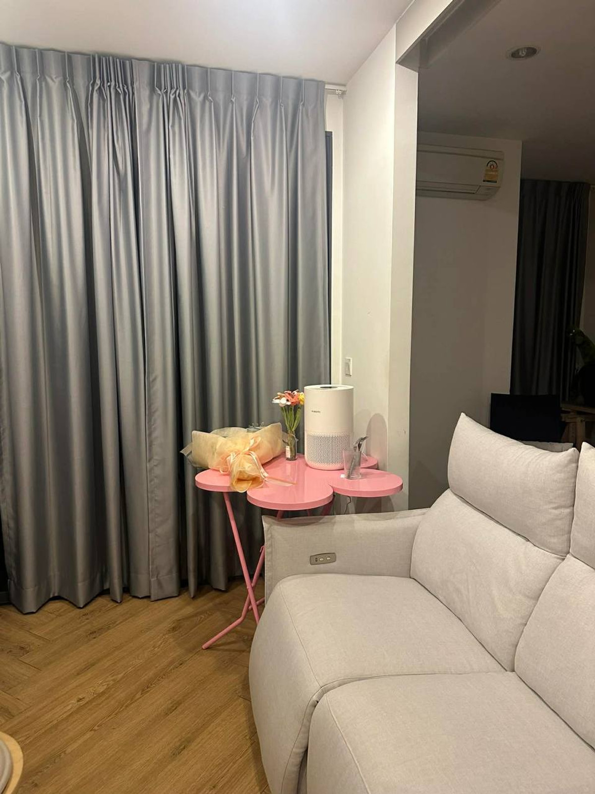 ให้เช่าคอนโดสยาม จุฬา สามย่าน : Ideo Q Chula Samyan【𝐑𝐄𝐍𝐓】🔥ฟีลร่วมสมัย สดใส เส้นสายชัดเจน ดูเฉียบ🔥 ติดต่อไลน์ไอดี: @hacondo