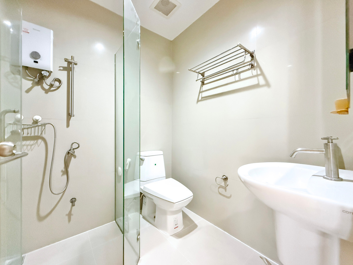 ขายคอนโดลาดพร้าว เซ็นทรัลลาดพร้าว : 🚀 The issara Ladprao - 35ตรม. สตูดิโอ ชั้นสูง วิวโล่ง 092-545-6151 (ทีม)