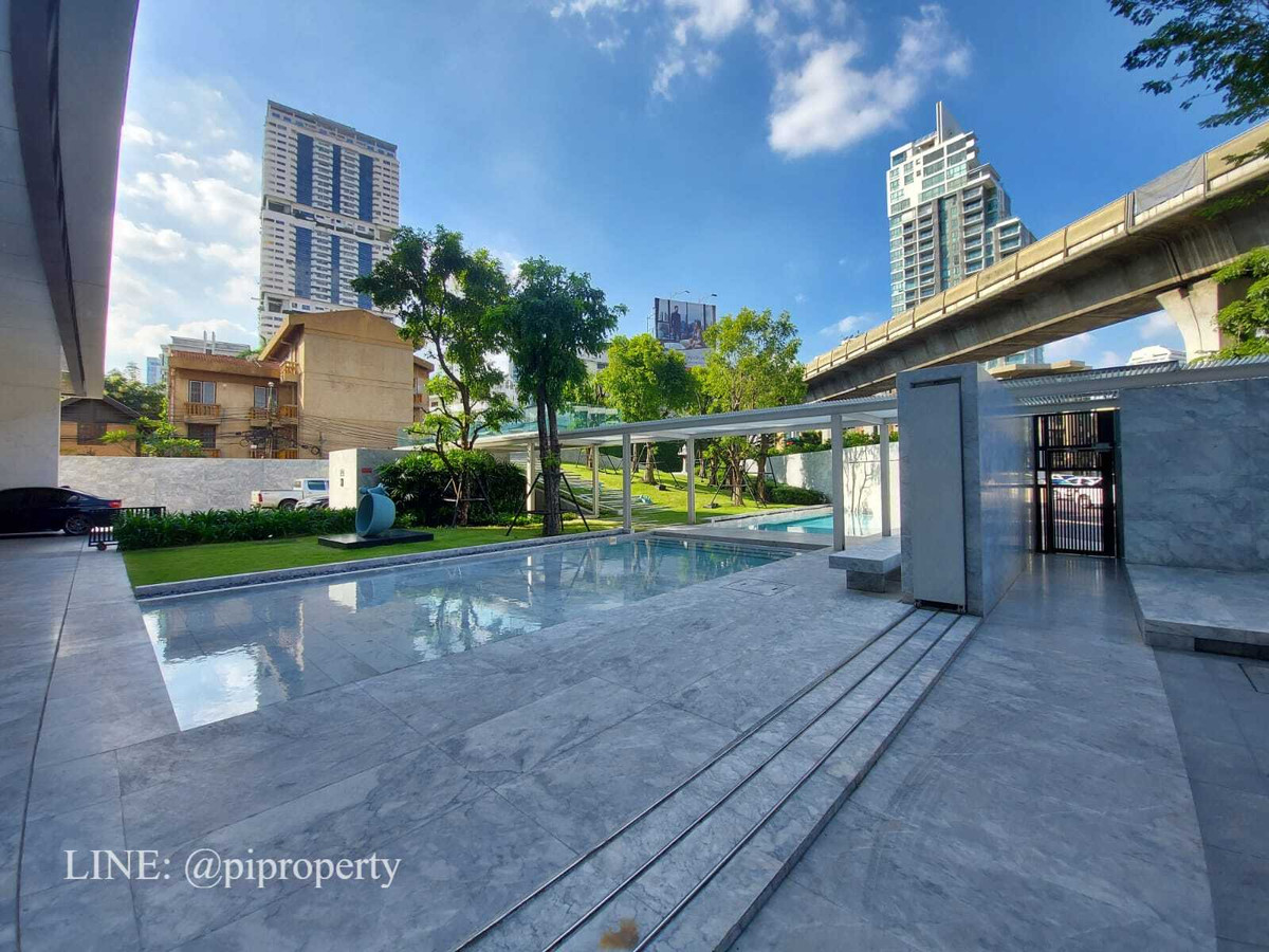 ให้เช่าคอนโดสุขุมวิท อโศก ทองหล่อ : ให้เช่าห้องชุด 2 ห้องนอน วิวสวย ในโครงการ BEATNIQ Sukhumvit 32 ย่านทองหล่อ ตกแต่งครบครัน พร้อมเข้าอยู่ได้ทันที สัมผัสไลฟ์สไตล์ทองหล่อ