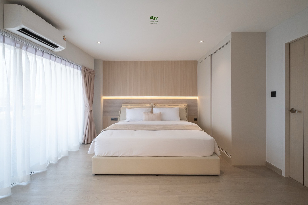 ขายคอนโดพัฒนาการ ศรีนครินทร์ : ห้องใหญ่ 87 ตรม วิวเมือง