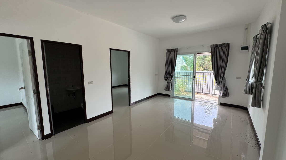 HouseRayong : 🏡 One-story detached house next to a canal, friendly price, close to nature. Line @bzprOperty