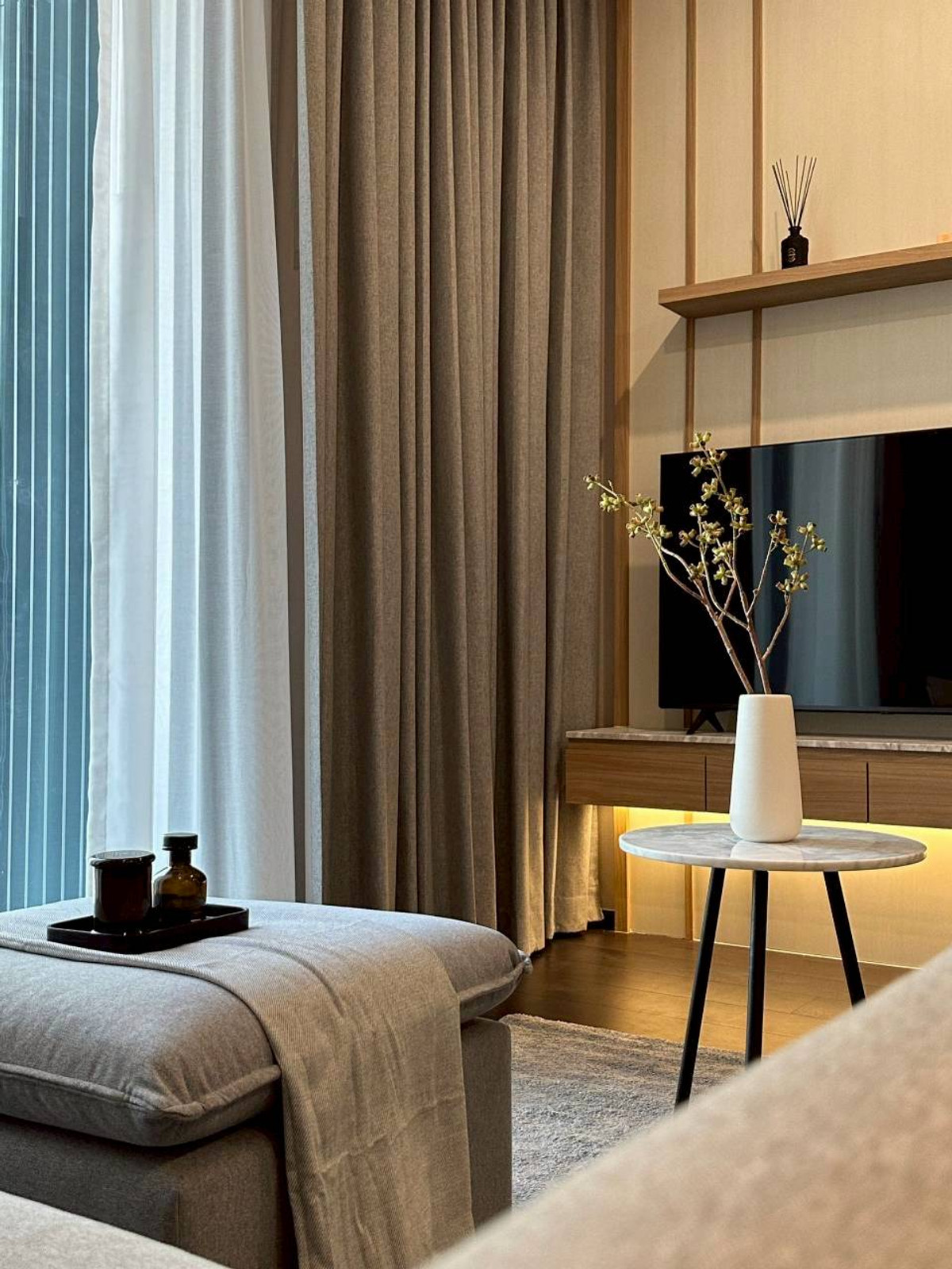 For RentCondoSukhumvit, Asoke, Thonglor : For Rent Condo Laviq Sukhumvit 57 fully furnished (S15-3004)