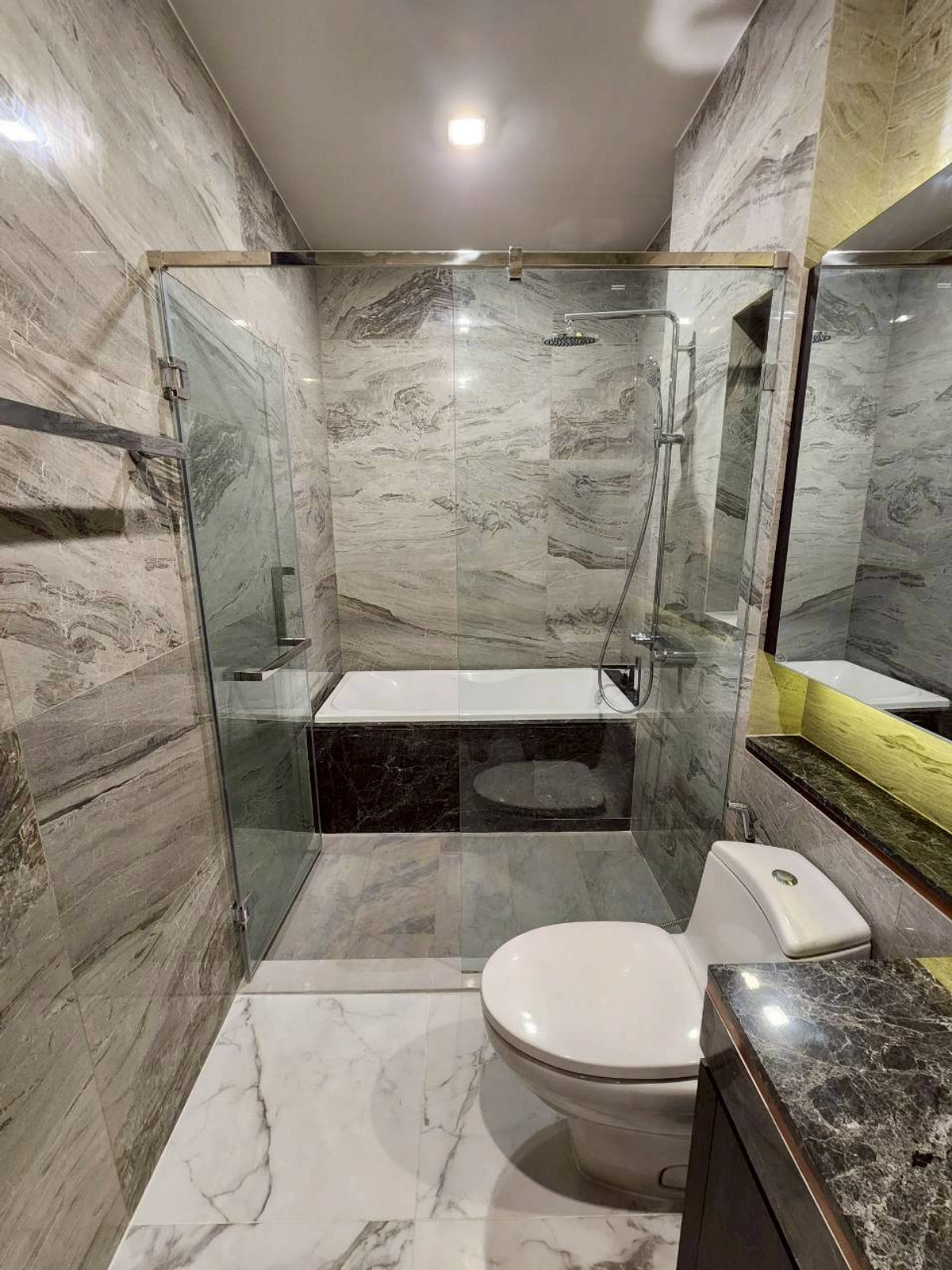 For RentCondoSukhumvit, Asoke, Thonglor : For Rent Condo Laviq Sukhumvit 57 fully furnished (S15-3004)