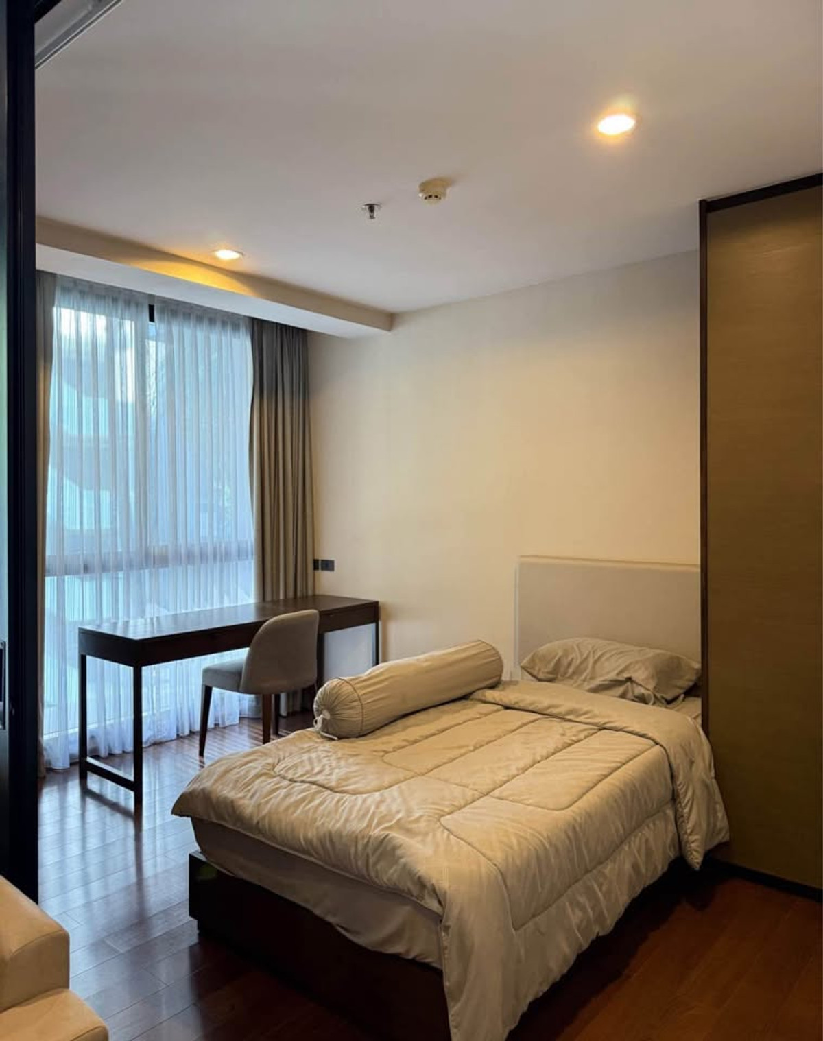 ขายคอนโดสาทร นราธิวาส : The Hudson Sathorn 7 / ห้องสภาพดี ยูนิตน้อยเป็นส่วนตัว ใกล้ BTS ช่องนนทรี / 2 ห้องนอน 83 ตร.ม. โทร 0937890899