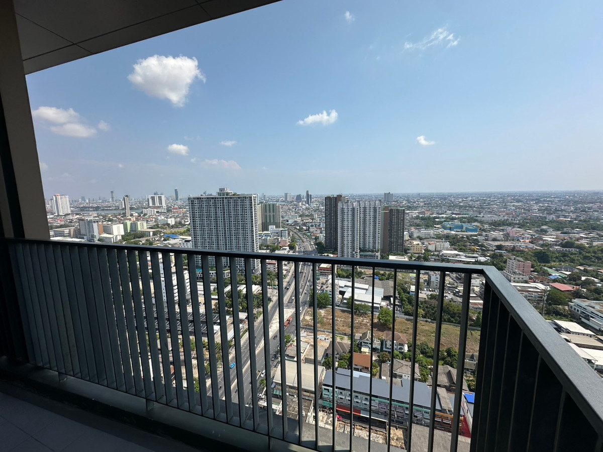 For RentCondoThaphra, Talat Phlu, Wutthakat : Whizdom Ratchada Tha Phra, next to BTS Talat Phlu, very beautiful room and view. Vacant and ready to rent.