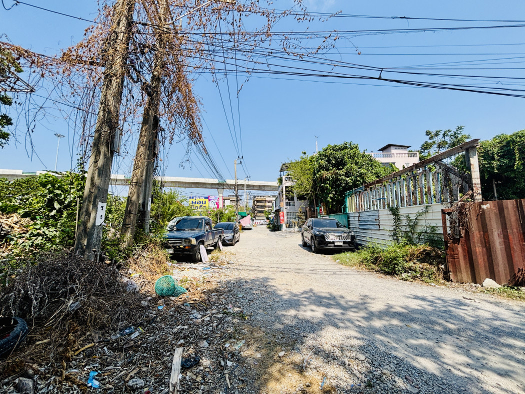 ขายที่ดินราษฎร์บูรณะ สุขสวัสดิ์ : ขาย ที่ดิน พระประแดง      ถนนสุขสวัสดิ์ เนื้อที่ 10 ไร่ 3 งาน 18.5 ตรว