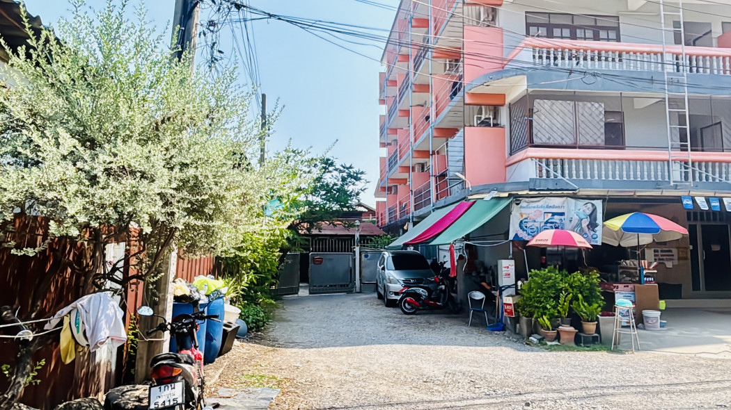ขายที่ดินราษฎร์บูรณะ สุขสวัสดิ์ : ขาย ที่ดิน พระประแดง      ถนนสุขสวัสดิ์ เนื้อที่ 10 ไร่ 3 งาน 18.5 ตรว