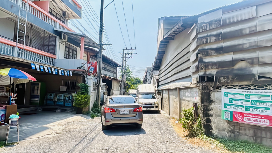 ขายที่ดินราษฎร์บูรณะ สุขสวัสดิ์ : ขาย ที่ดิน พระประแดง      ถนนสุขสวัสดิ์ เนื้อที่ 10 ไร่ 3 งาน 18.5 ตรว